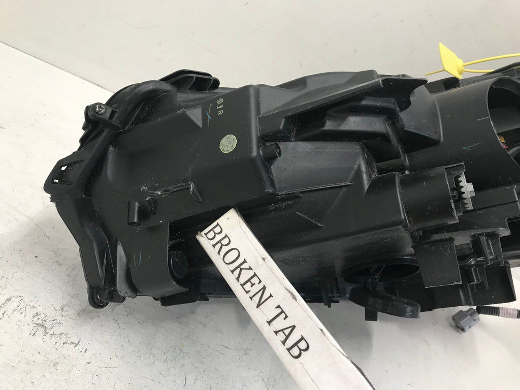 Headlight Damaged passenger RH 2015-2017 Lexus NX200T NX300H 81145-78060 OEM