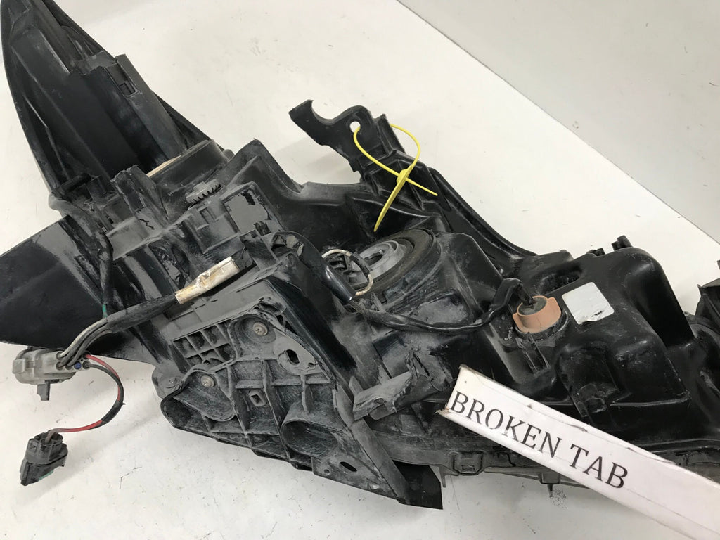 Headlight Damaged Left LH Driver Nissan Altima 2016-2018 260609HS0A OEM
