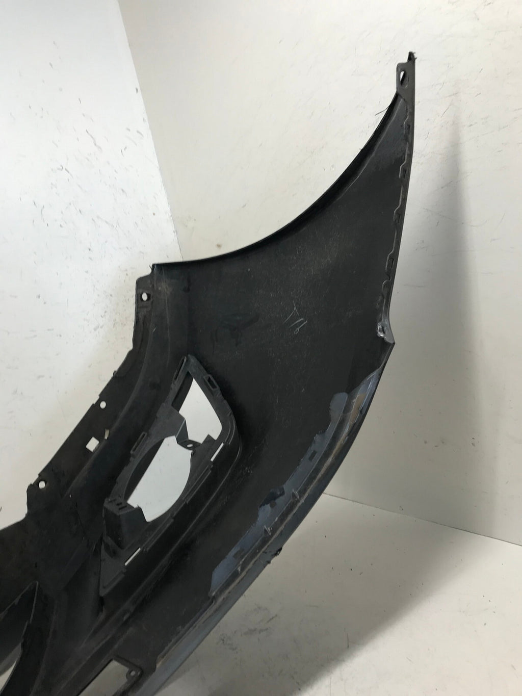 Front Bumper Cover Gray Nissan Sentra S SL SV FE S SR SR Turbo 2016-2018 OEM