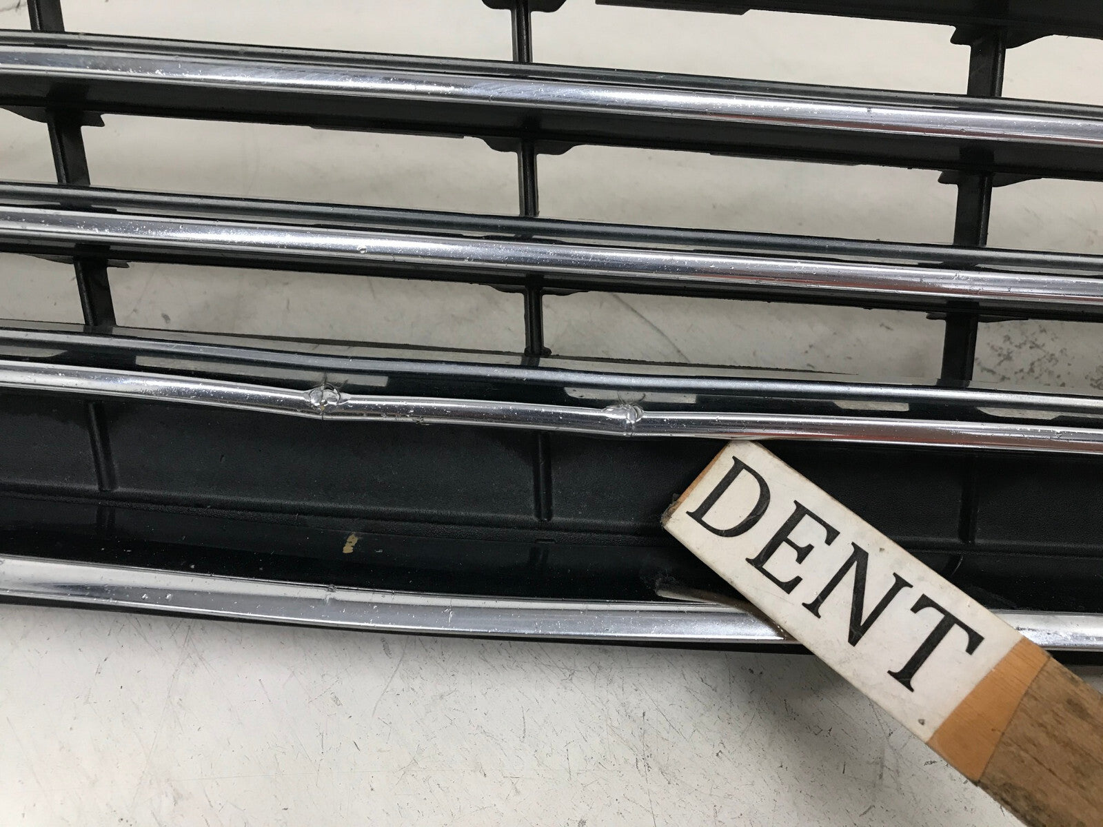 Grille Grill 2013 2014 2015 Ford Fusion DS73-8150-BDW OEM