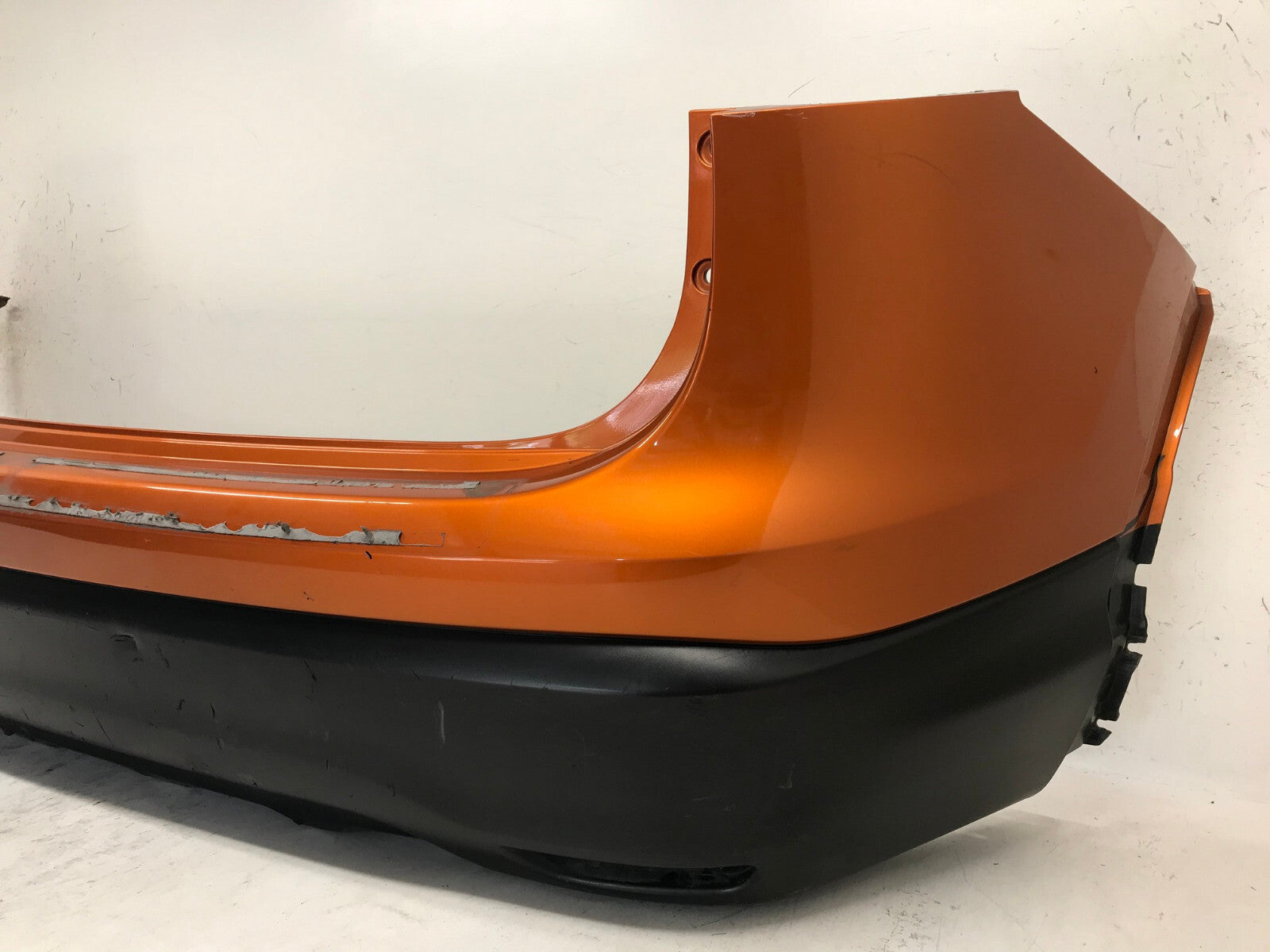 Rear Bumper Cover Orange Nissan Rogue Sport 2017-2019 85022-6MA0H OEM