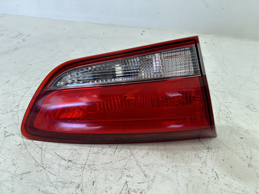 Tail Light Left LH Damaged 2018 - 2020 Hyundai Elantra GT i30 92403G4000 OEM