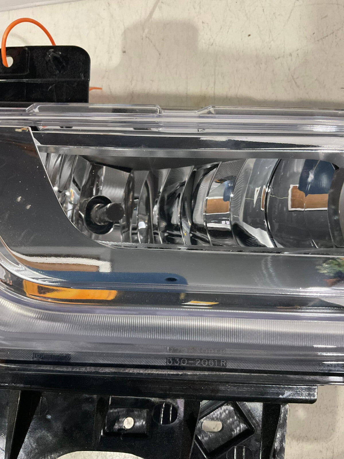 Fog light Damaged Passenger RH 21-23 Ford F-150 Tab broke 08-330-2061R-B OEM
