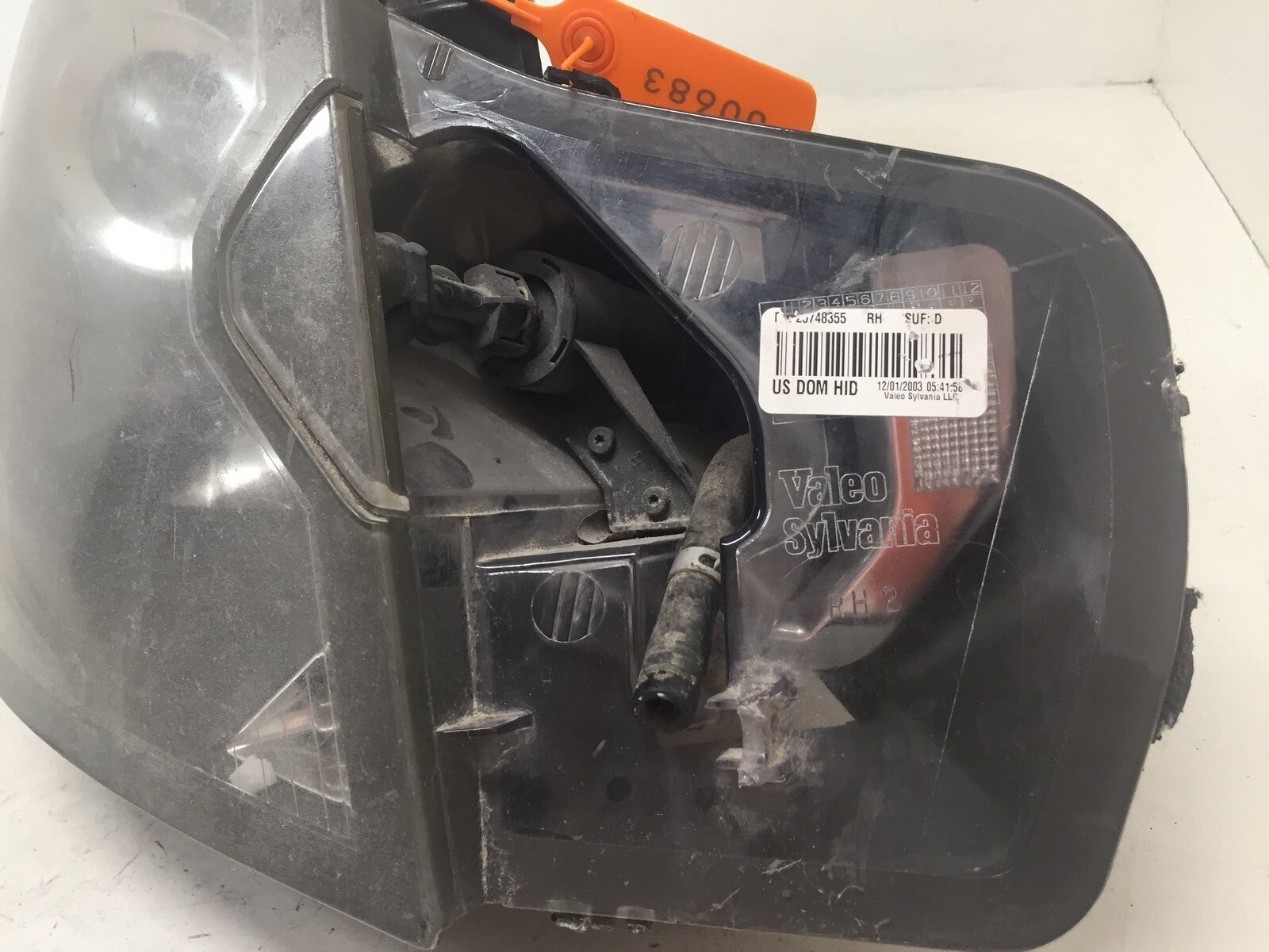 Headlight Damaged Headlamp Passenger Right RH Cadillac CTS 03-07 114-00708R OEM