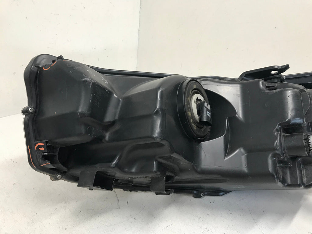 Headlight Damaged Passenger Right RH Toyota Highlander 2014-2016 811100E250 OEM
