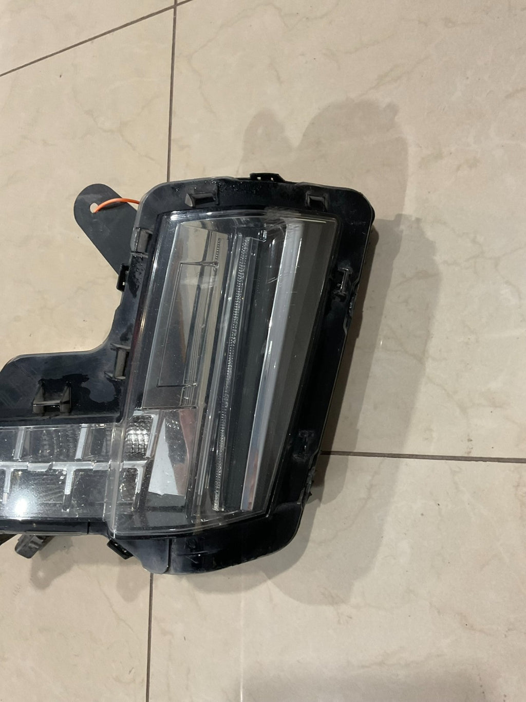 Fog Light Left Driver LH 2016-2020 Cadillac Escalade 84575579 OEM
