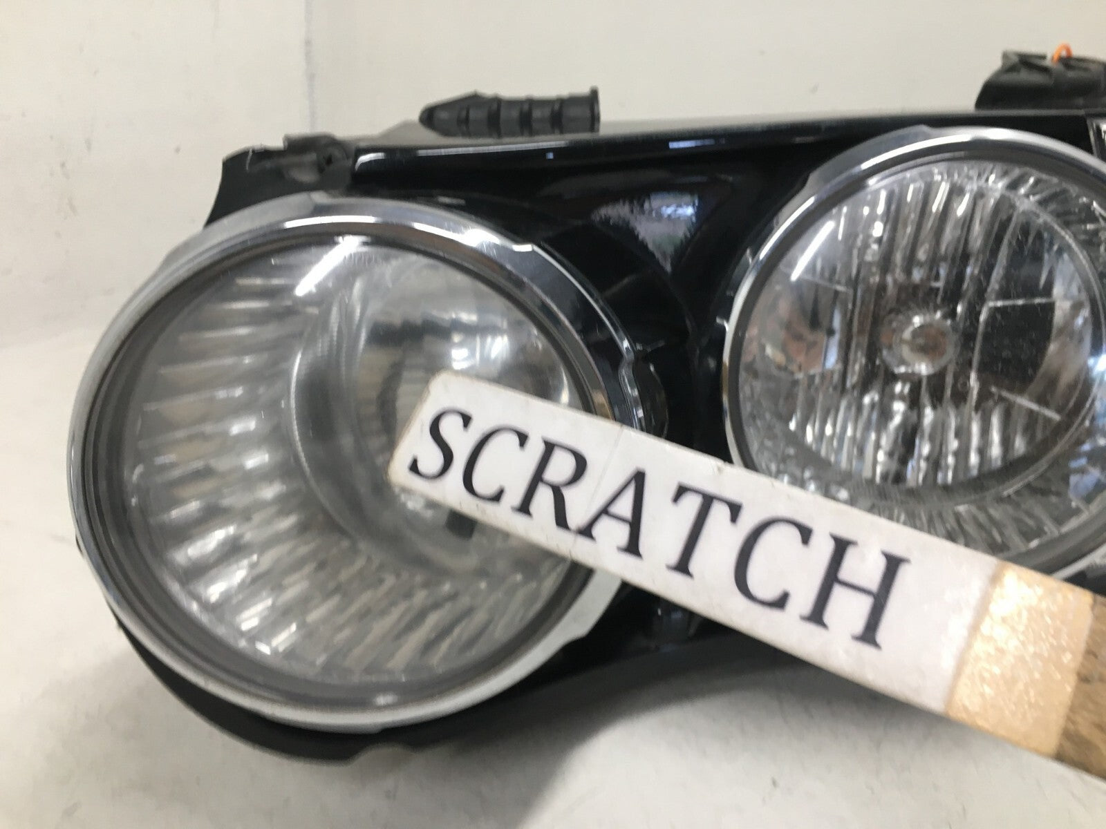 Headlight Damaged Left Driver LH Chevrolet Sonic 2012-2016 96830971 OEM