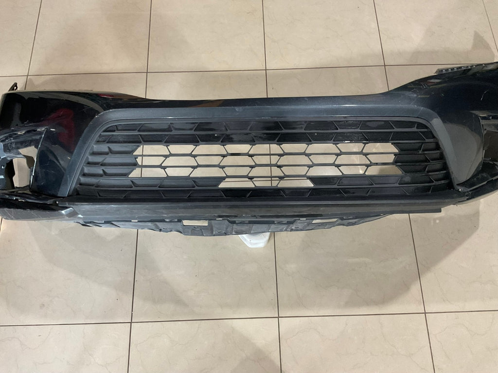 Front Bumper Cover Dark Grey 2022-2023 Honda Civic 71101+T20+A000 OEM