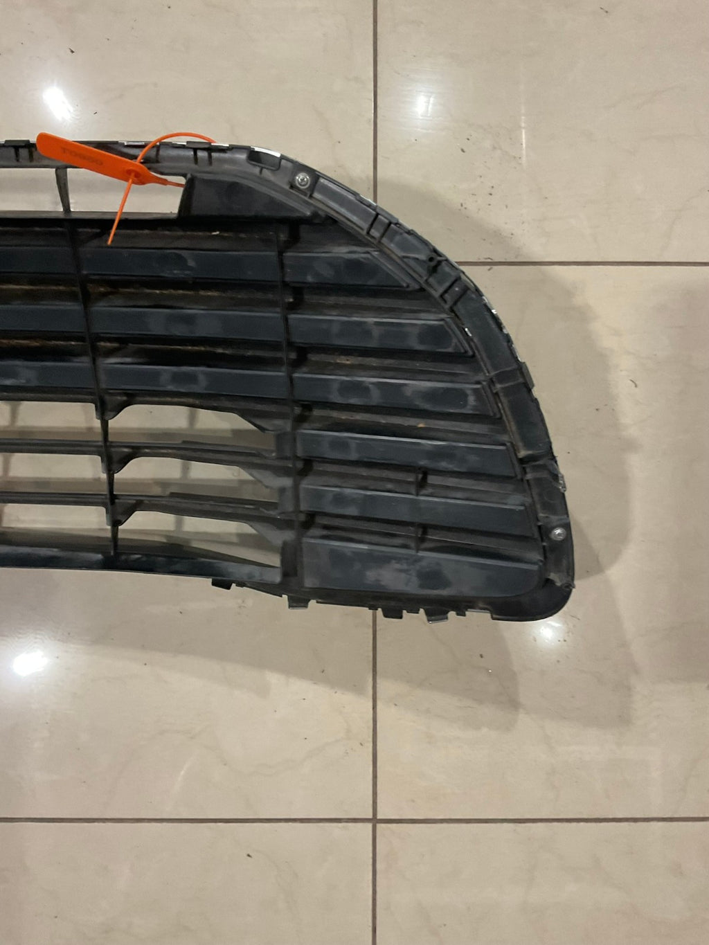 Grill Grille Black/Silver Toyota Avalon 2016 2017 2018 53112-07040 OEM