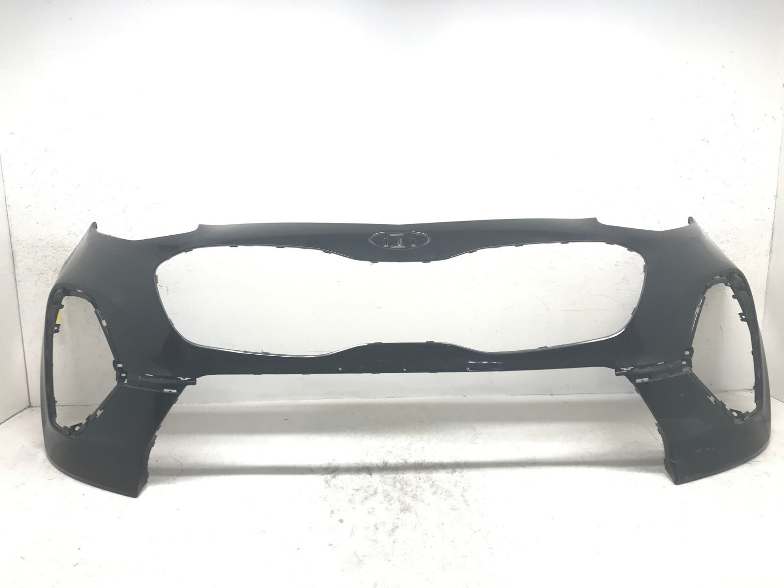 Front Bumper Cover Black Kia Sportage 2020-2021 86511-D9500 OEM