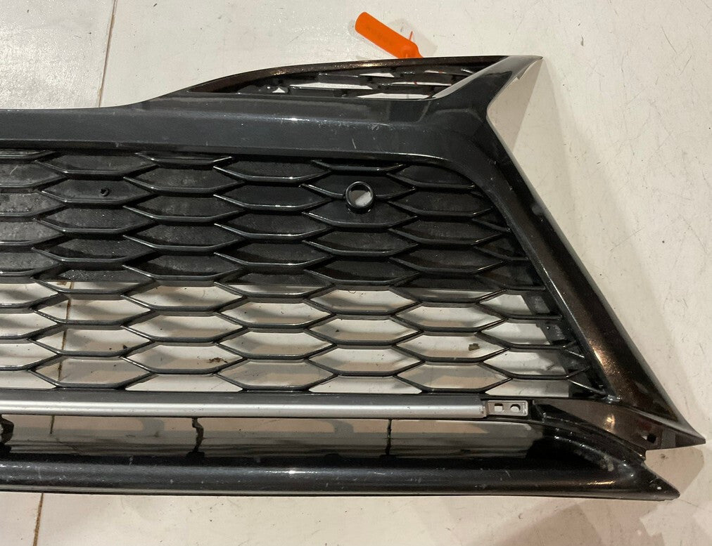 Grill Grille Black/Silver Trim 2021-2022 Toyota Camry SE XSE 53113-06160 OEM