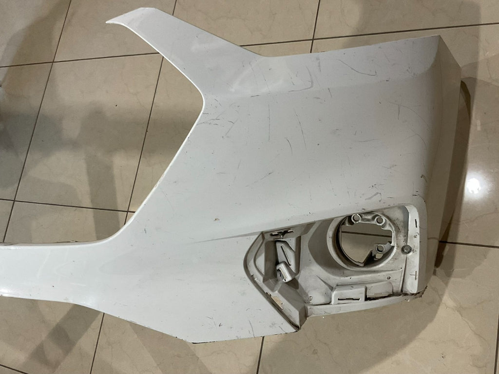 Front Bumper LOCAL White 18-21 Chevrolet Traverse 23234804 OEM