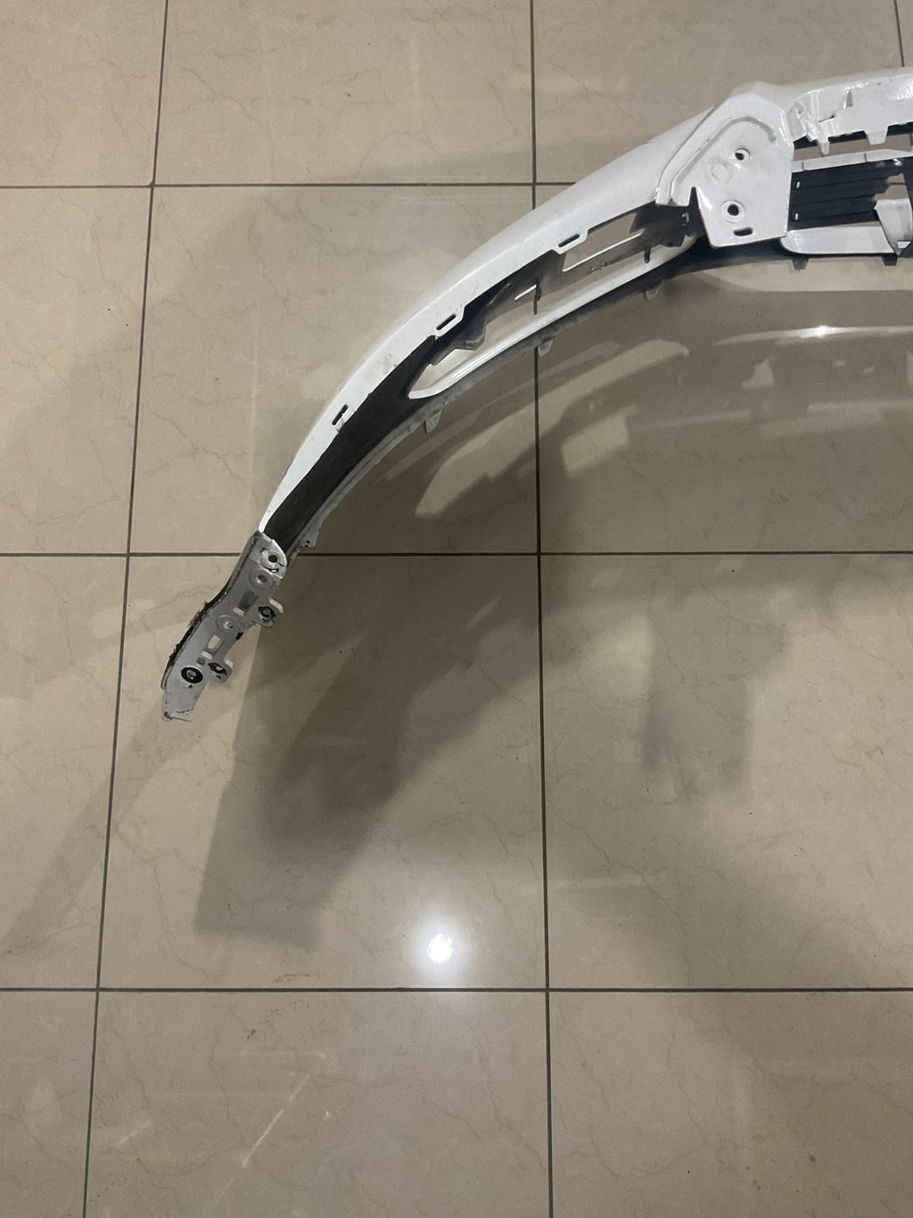 Front Bumper Cover White 2013-2016 Ford Escape cj54+17757+bgw OEM