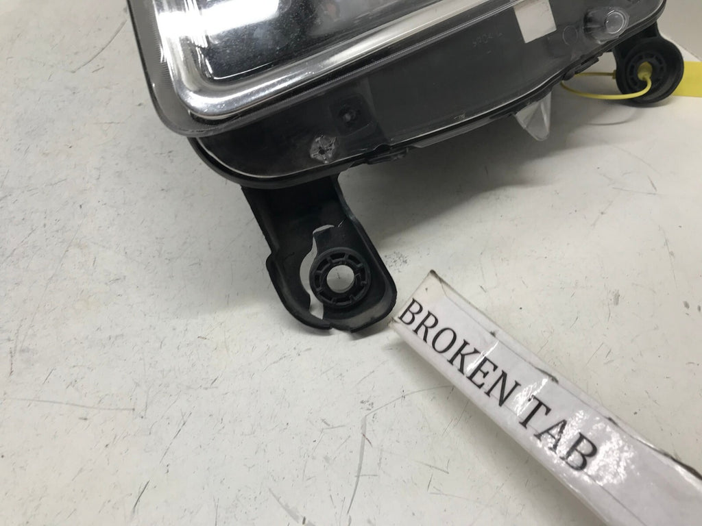 Headlight Damaged Left LH Driver Jeep Grand Cherokee 2014 2015 2016 CAPA
