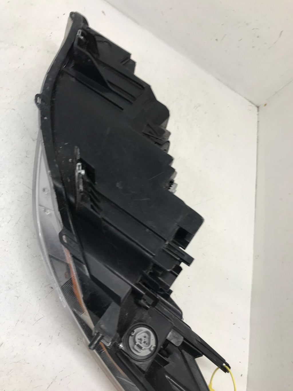 Headlight Damaged Right passenger RH Mazda 3 Speed 2010-2013 BBM4-51030 OEM