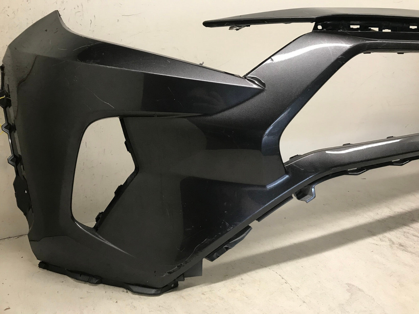 Front Bumper Cover Gray Toyota RAV4 LE/XLE/Hybrid LE 2019-2021 52119-0R200 OEM