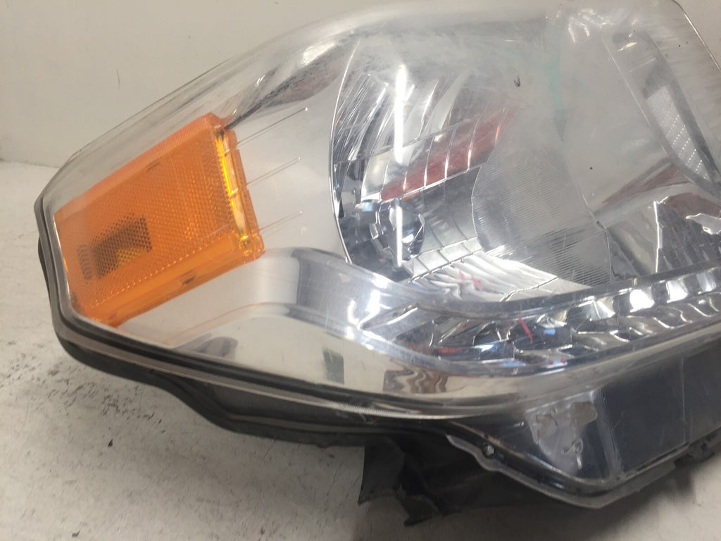 Head light Damaged Lamp Right Passenger RH Toyota Tundra 2014-2020 OEM