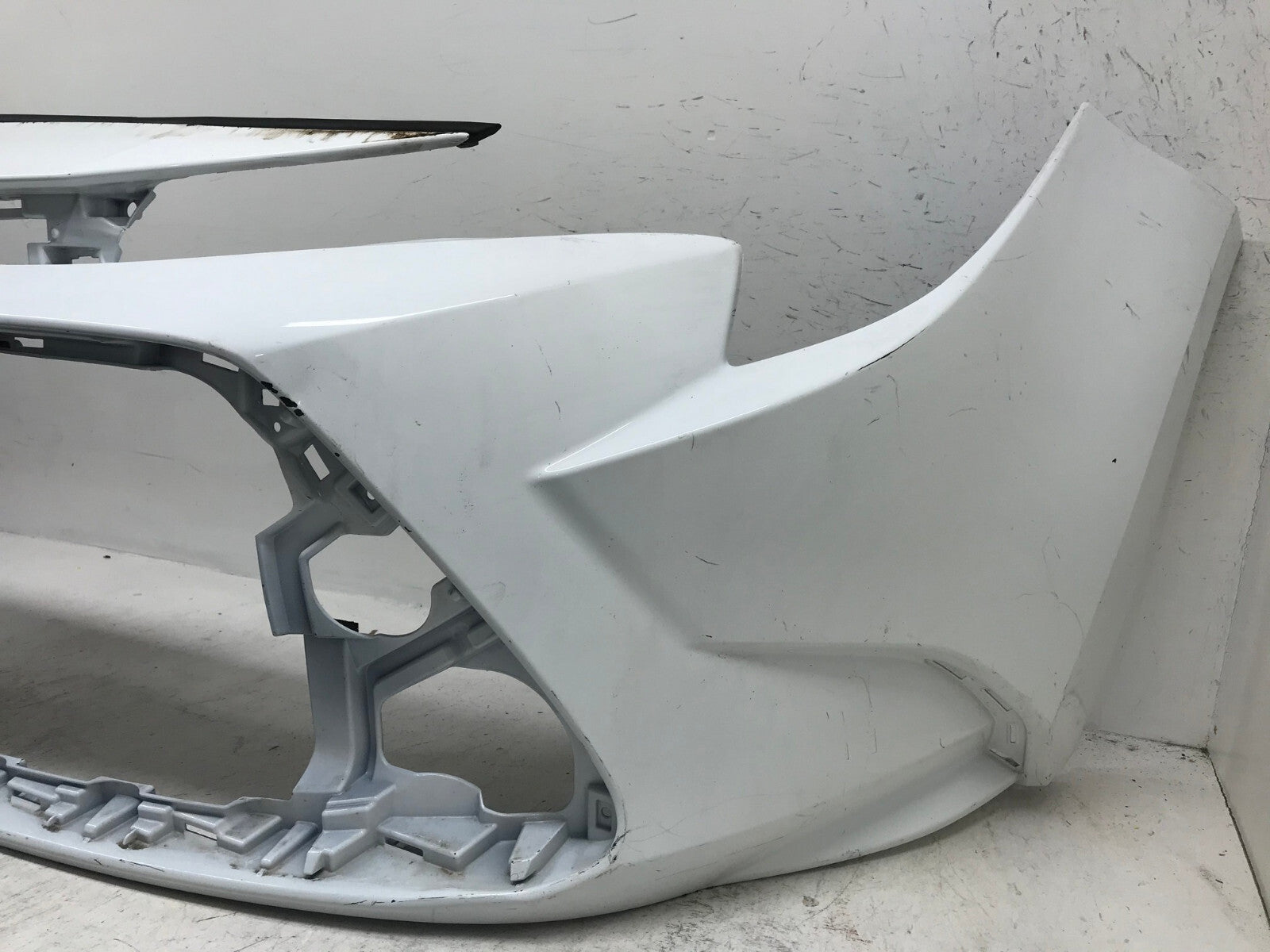 Front Bumper Cover 040 20 21 Toyota Corolla Sedan L/LE/XLE/Hybrd 52119-02N90 OEM