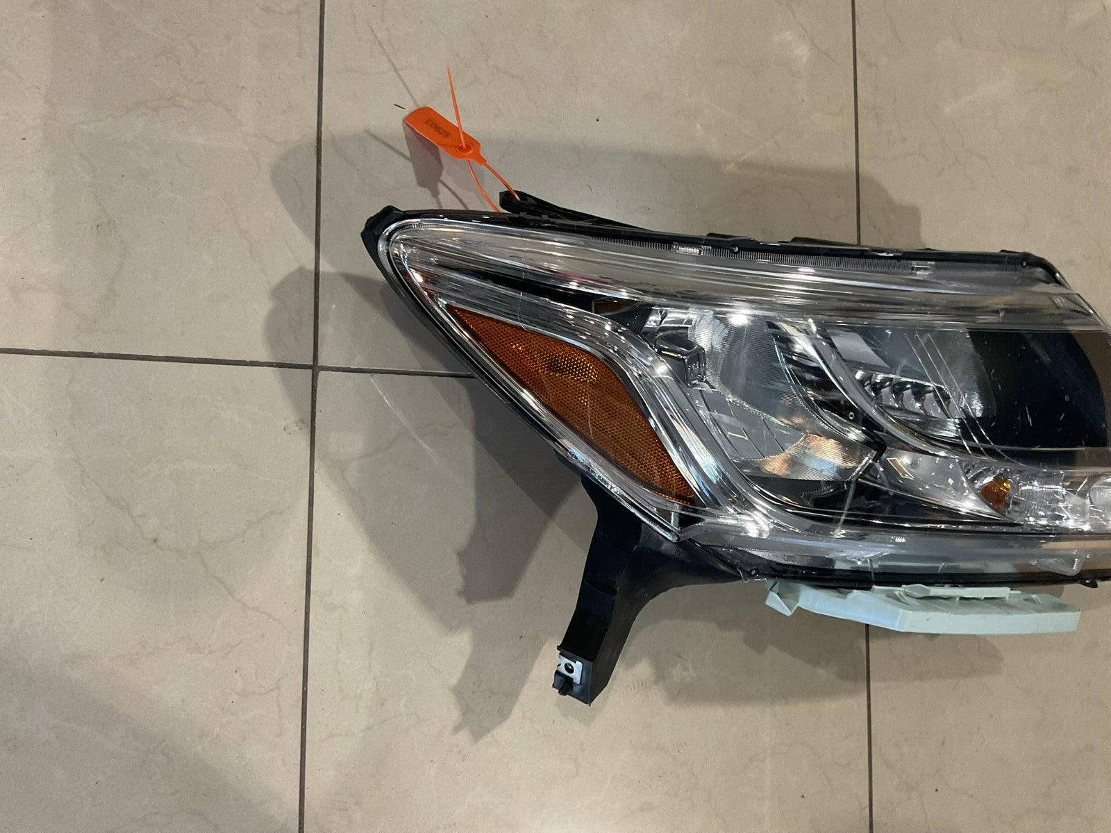 Headlight Right Passenger RH 13-16 Nissan Pathfinder ds725-b0013 OEM