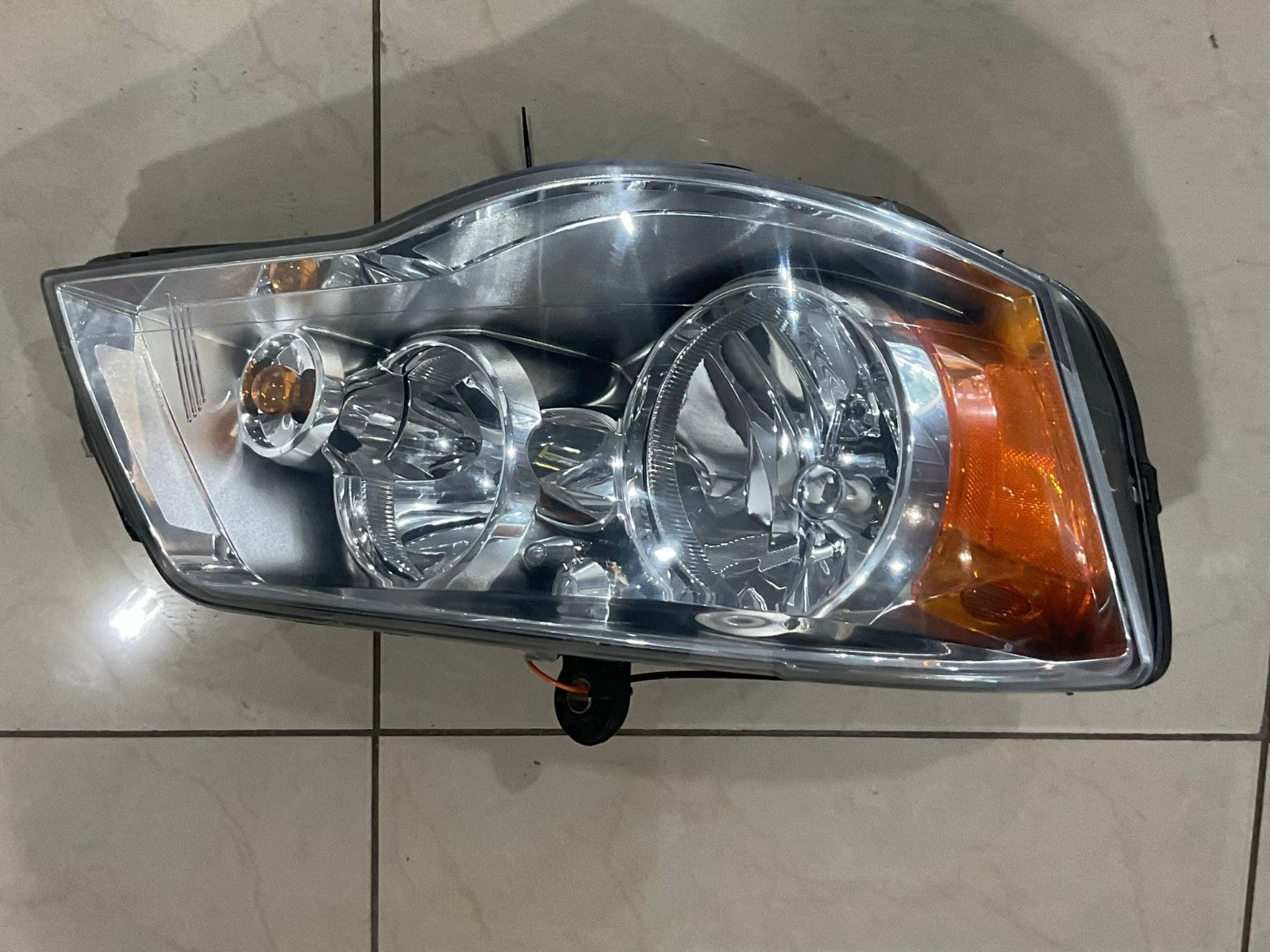 Headlight Right RH 11-20 Dodge Grand Caravan 08-16 Chrysler Town & Country CAPA