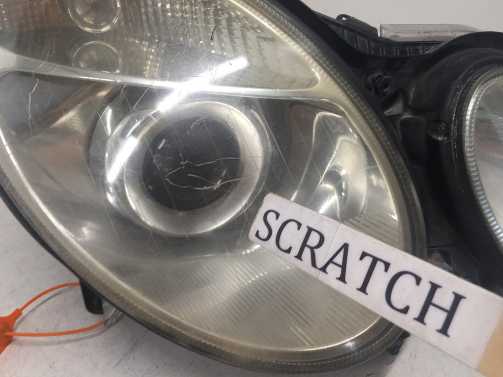 Headlight Damaged Passenger right side Mercedes Benz W211 E Class 2003-2006 OEM