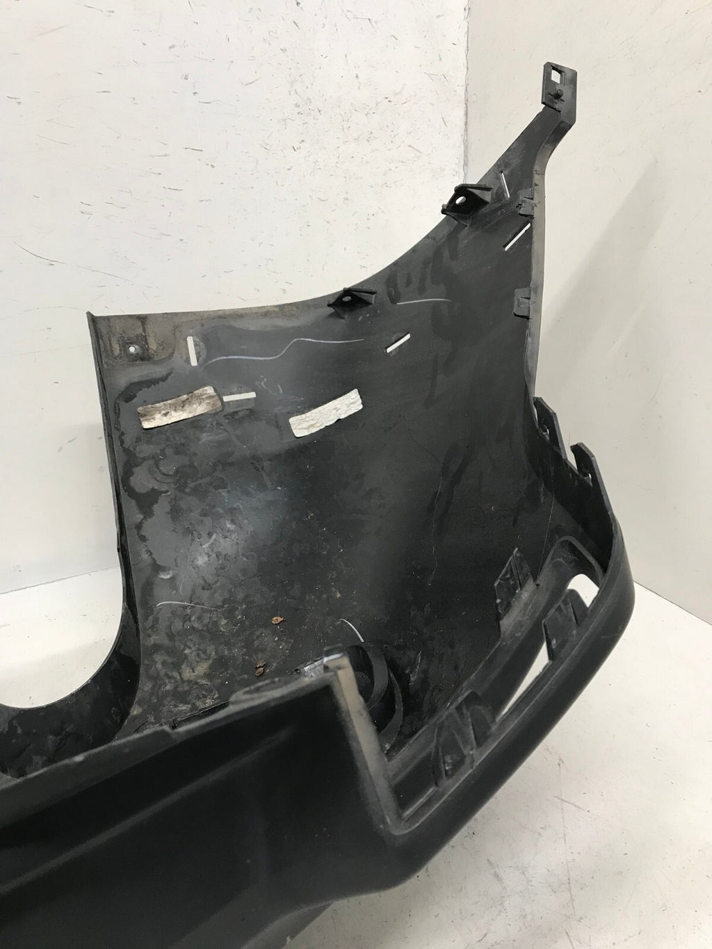 Rear Bumper Cover Black 19-20 Jeep Cherokee 68288621AB OEM
