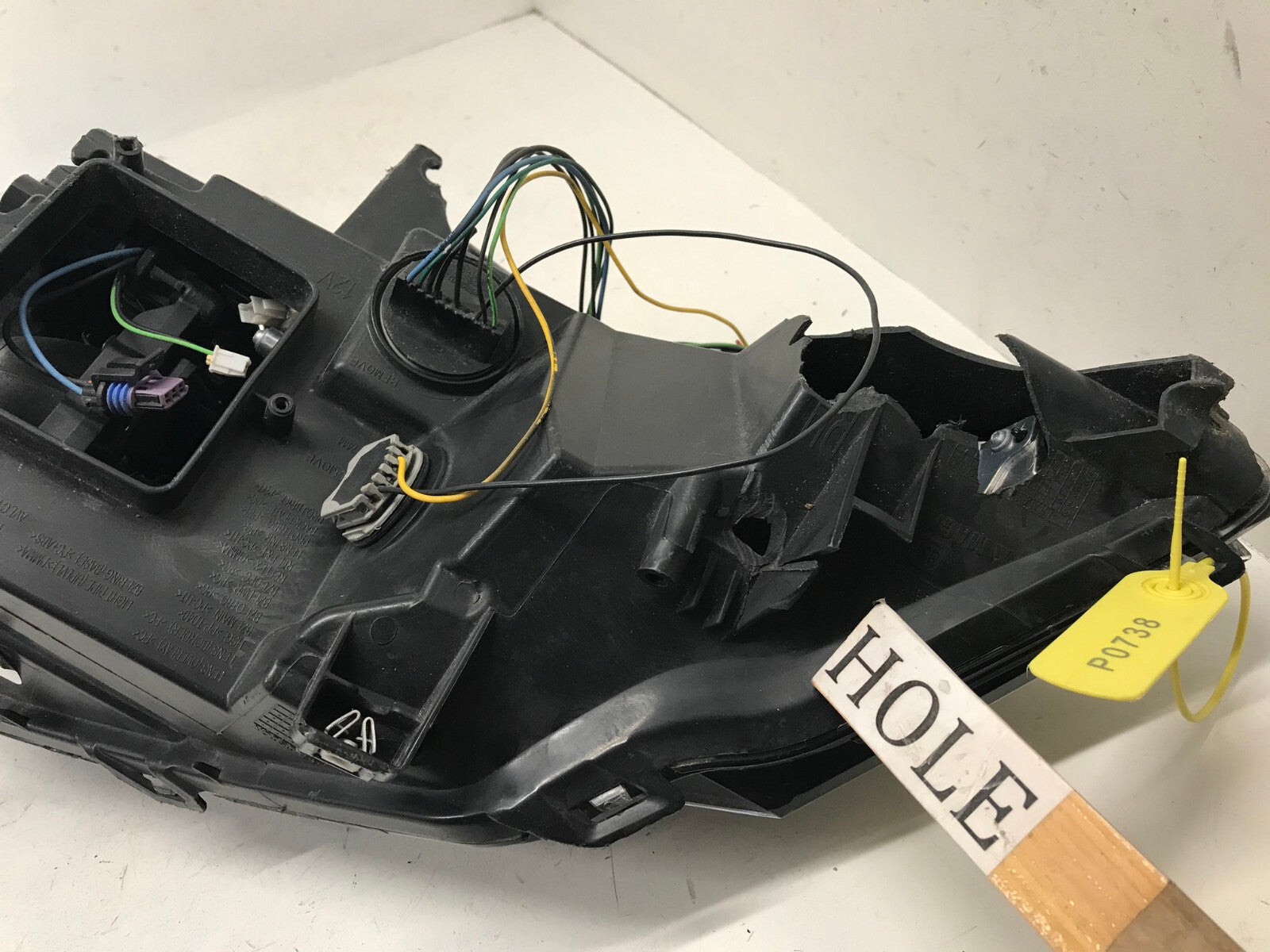 Headlight Damaged Right RH Chevy Impala Xenon 18-2020 PARTS ONLY 84160413 OEM
