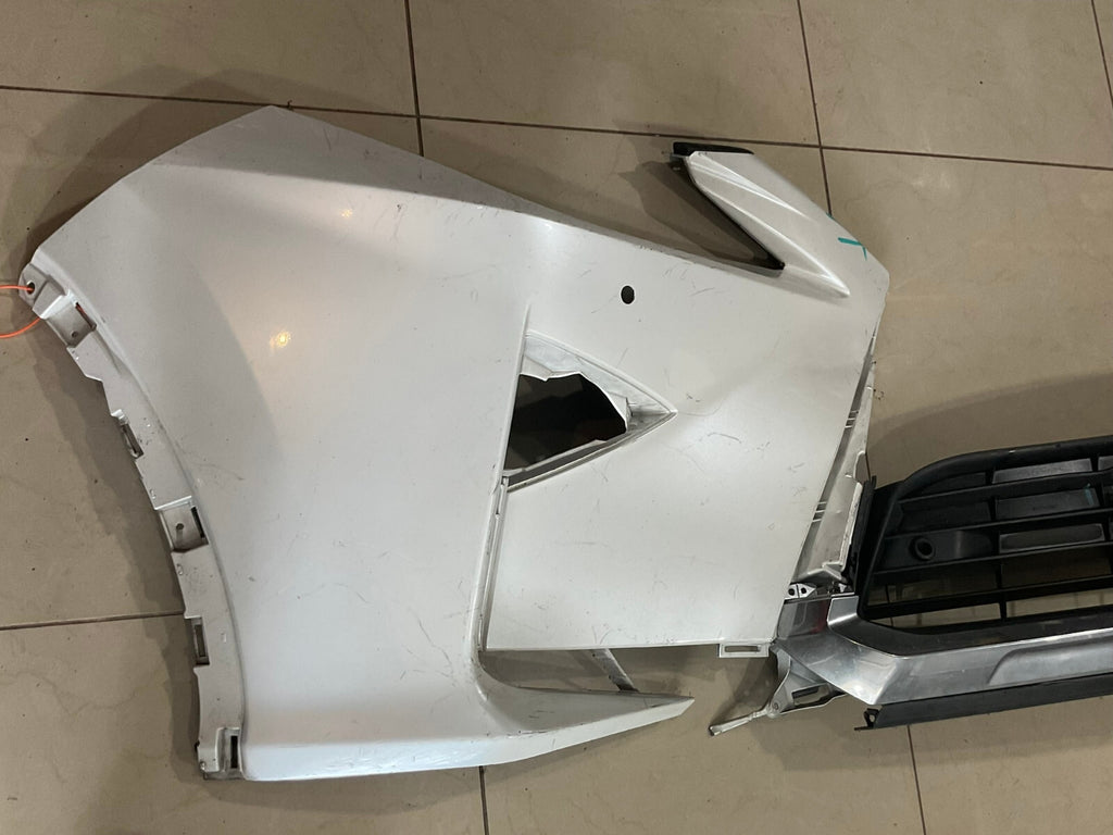 Front Bumper Cover White Lexus RX350 RX450H 16-2018 52119-0E270 OEM