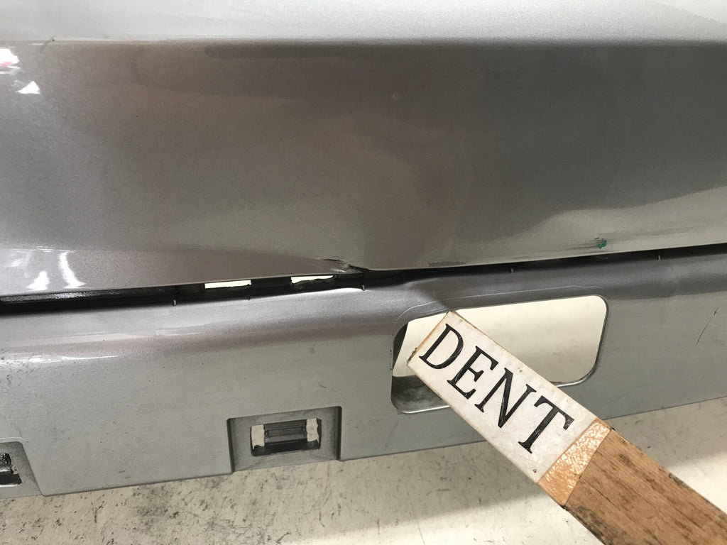 Rear Bumper Cover Silver Honda Pilot EX/LX/EX-L 2016-2018 71101-TG7-A000 OEM
