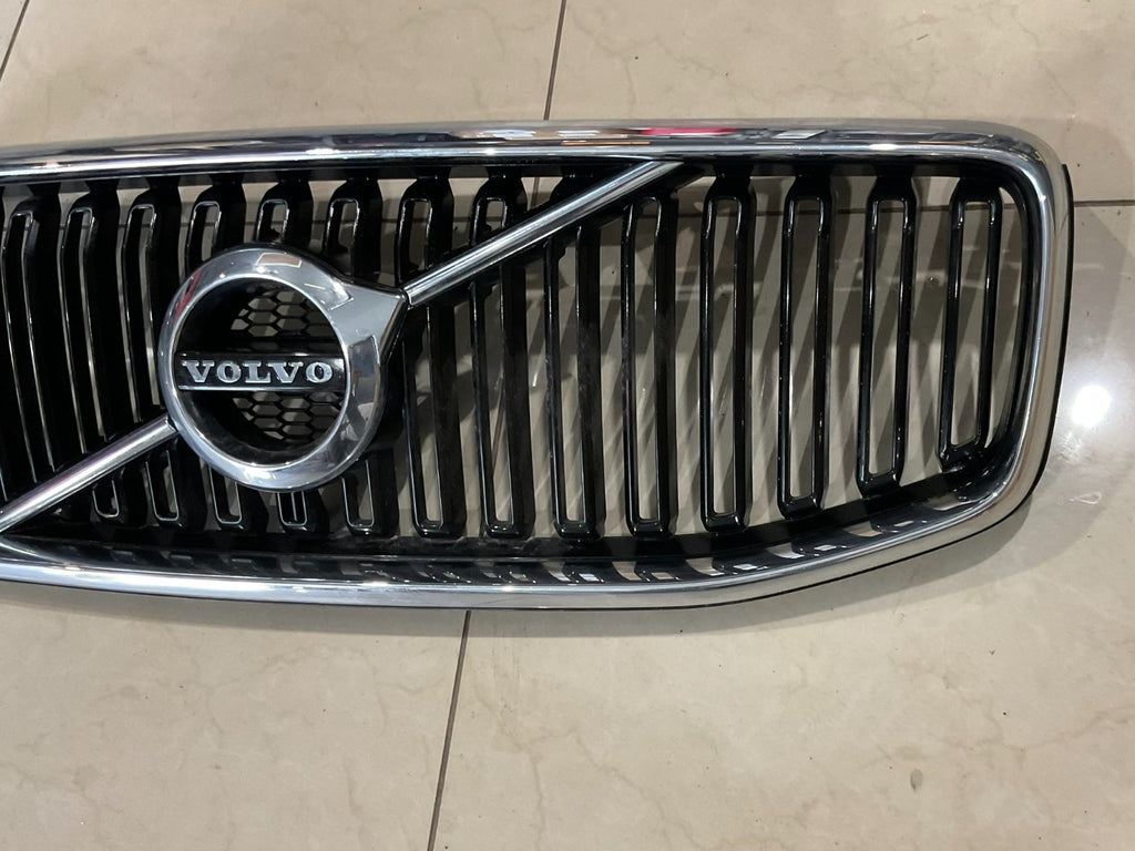 Grille Grill 2018-2023 Volvo XC60 31425537 OEM
