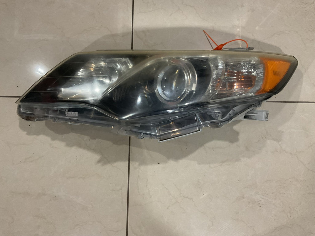 Headlight Left LH Driver 2015-17 Toyota Camry T+935+770+24 OEM
