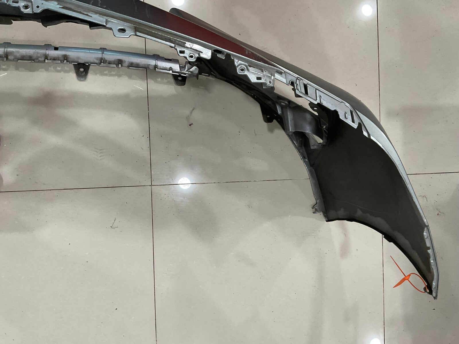 Front Bumper Cover Silver Toyota Camry SE XSE Hybrid SE 18-2020 52119-06E20 OEM