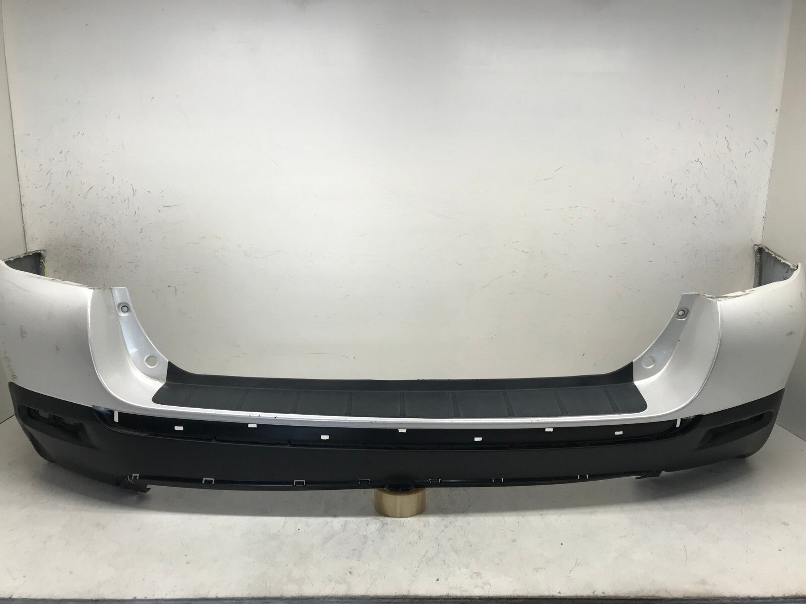 Rear Bumper Cover Toyota Highlander Base SE Limited Plus Hybrid White 11-13 OEM