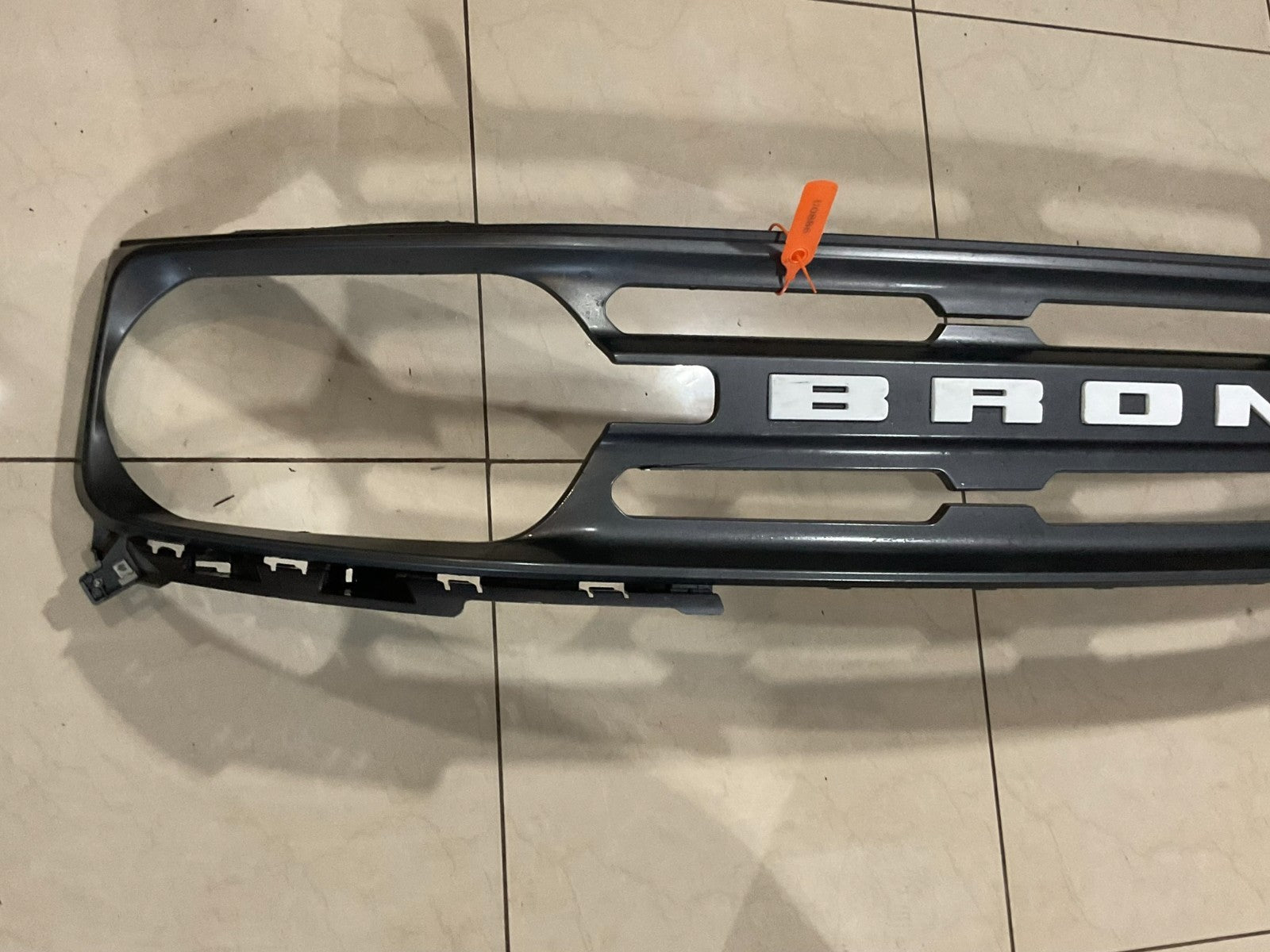 Grill Grille Grey 2021 2022 21 22 Ford Bronco m1pb8200 OEM