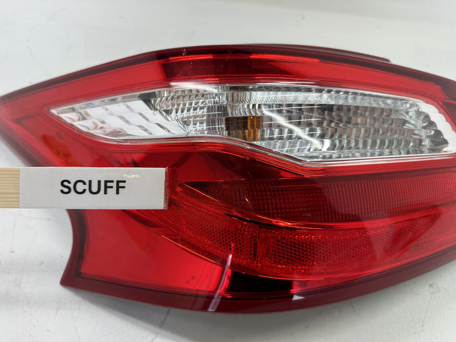 Tail light Damaged Left Driver LH 2016 - 2018 Nissan Altima 265509HS0A OEM