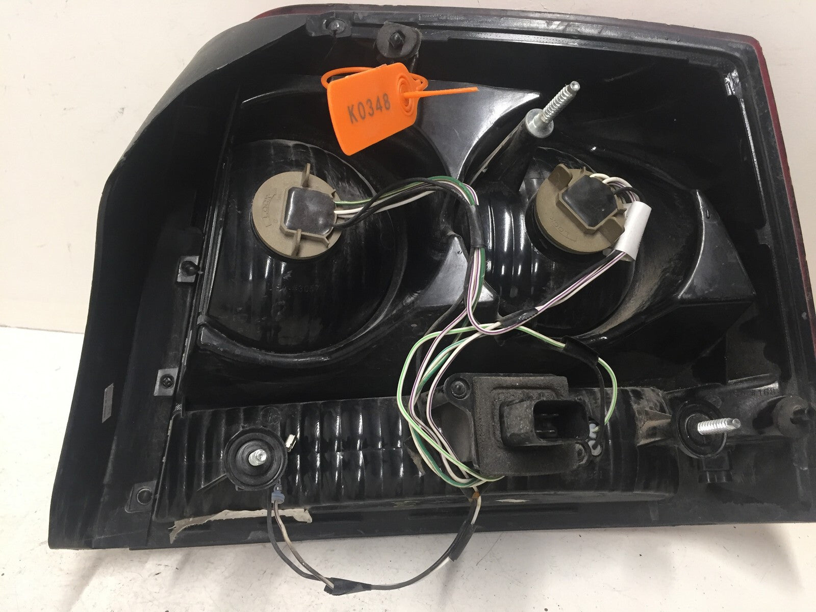 Tail light Damaged Lamp Left Driver Side LH Dodge Charger 2006-2008 OEM