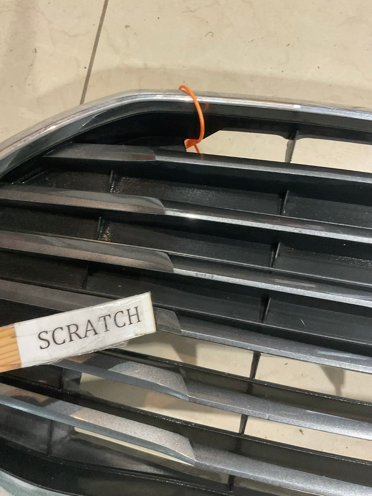 Grill Grille Black/Silver Toyota Avalon 2016 2017 2018 53112-07040 OEM