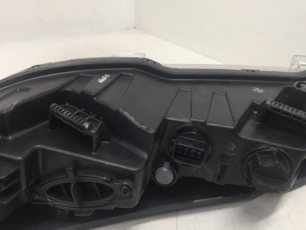 Daytime Running light Damaged Upper Mount Hyundai Palisade 2020 92208-S8010 OEM
