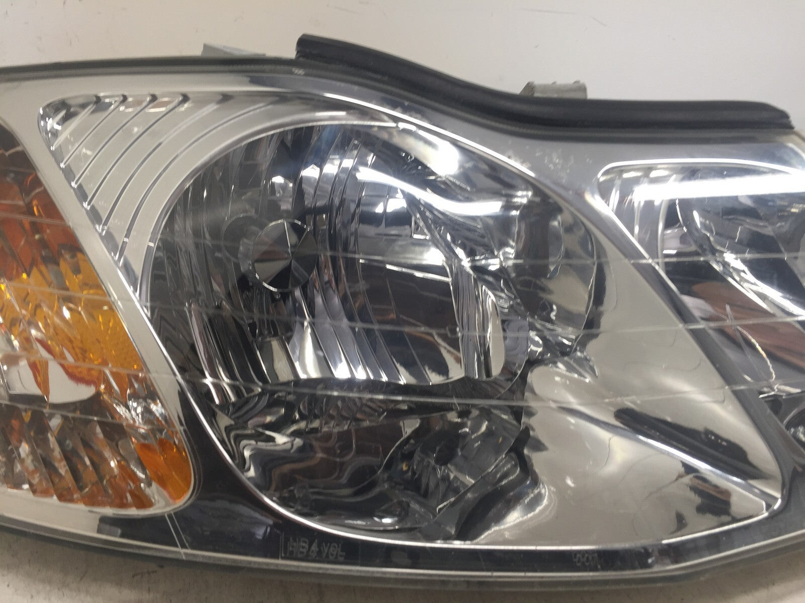 Headlight Damaged Right Passenger RH Toyota Avalon 2000-2004 CAPA