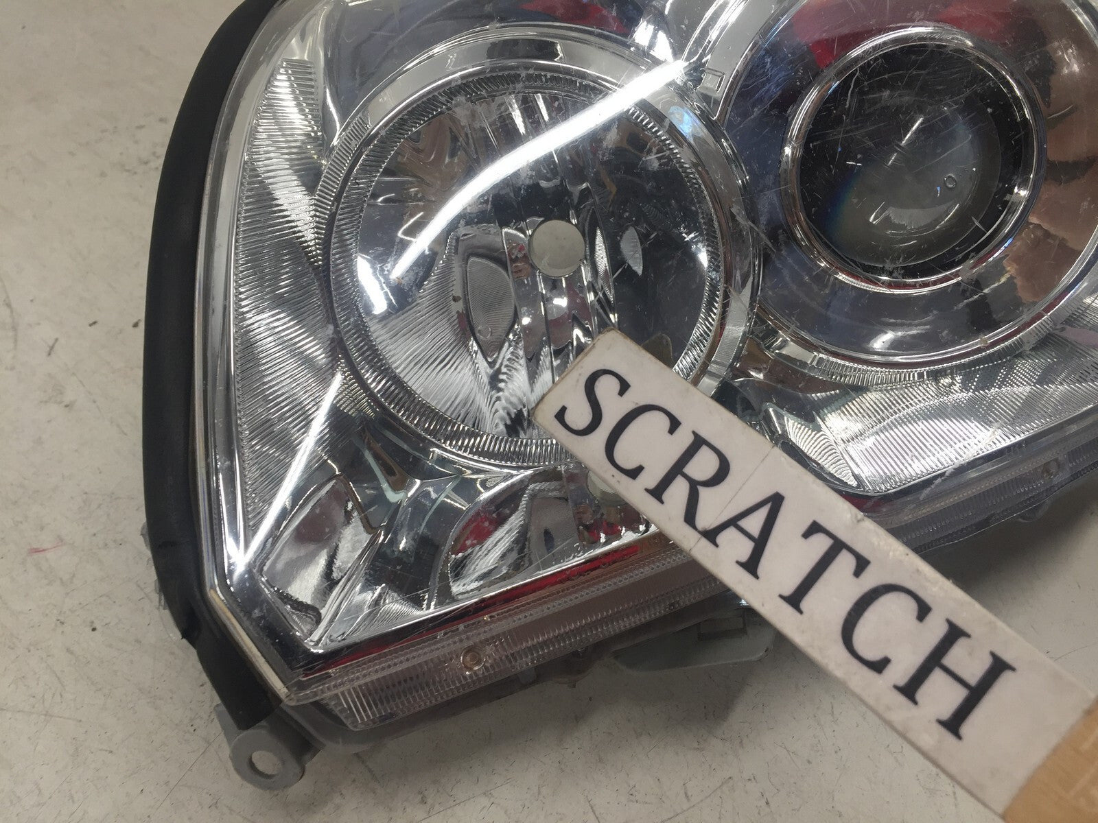 Headlight Damaged Driver Left LH Toyota 4Runner Limited/SR5 06-09 CAPA