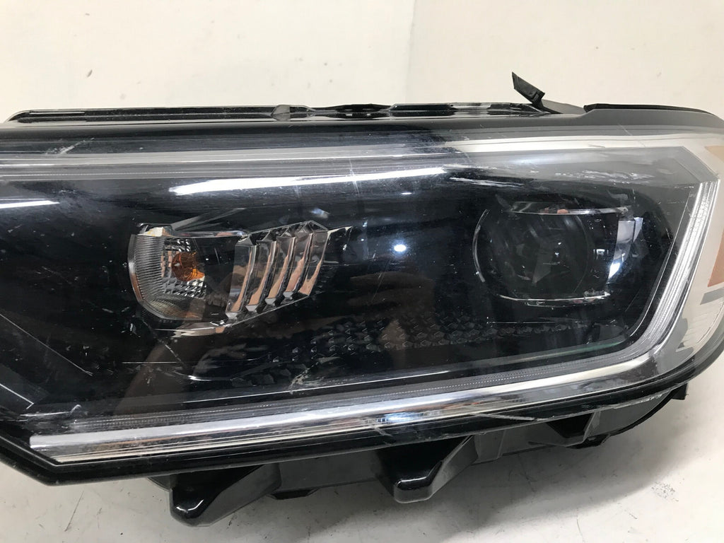 Headlight Damaged LED Left LH Driver Volkswagen Jetta 2019-2022 17A941035C OEM