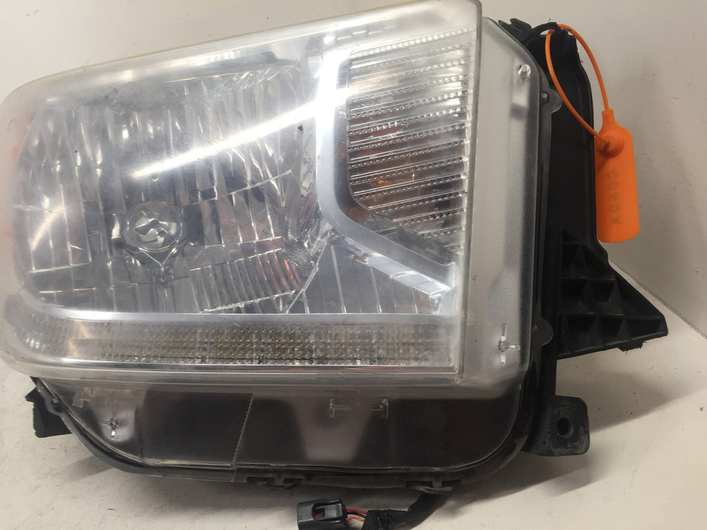 Head light Damaged Lamp Right Passenger RH Toyota Tundra 2014-2020 OEM2
