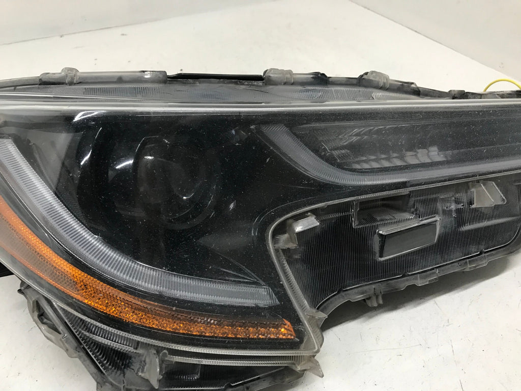 Headlight Damaged Right RH Toyota Corolla LE XLE Sedan 20-2021 81110-02S30 OEM