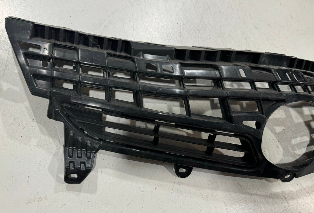 Grill Grille Black 2012-2015 Toyota Prius 5311147040 OEM