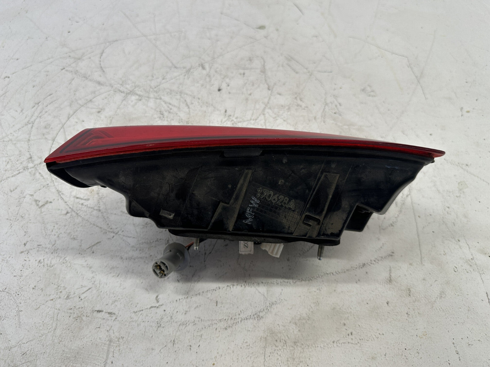 Tail Light Right RH Damaged 2018-2020 Hyundai Elantra GT i30 92404G4000 OEM