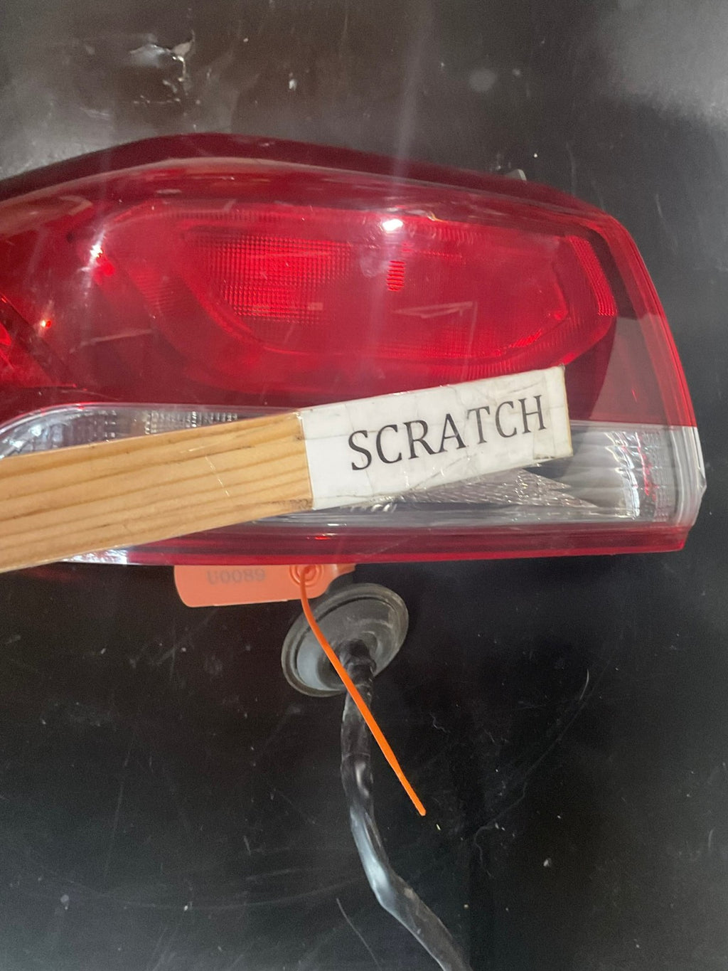 Tail Light Left Driver LH Hyundai Elantra 17-20 92401+F2000 OEM