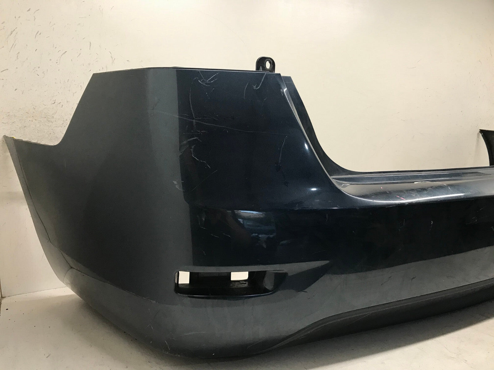 Rear Bumper Cover Blue Nissan Sentra SR/SR Turbo 2016-2018 85022-3SH0H OEM
