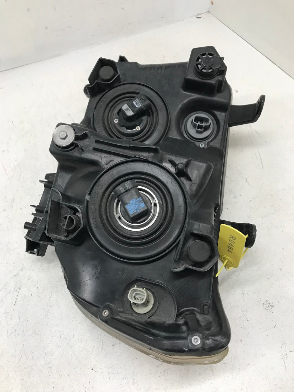 Headlight Damaged Passenger RH Right 81110-0C070 OEM