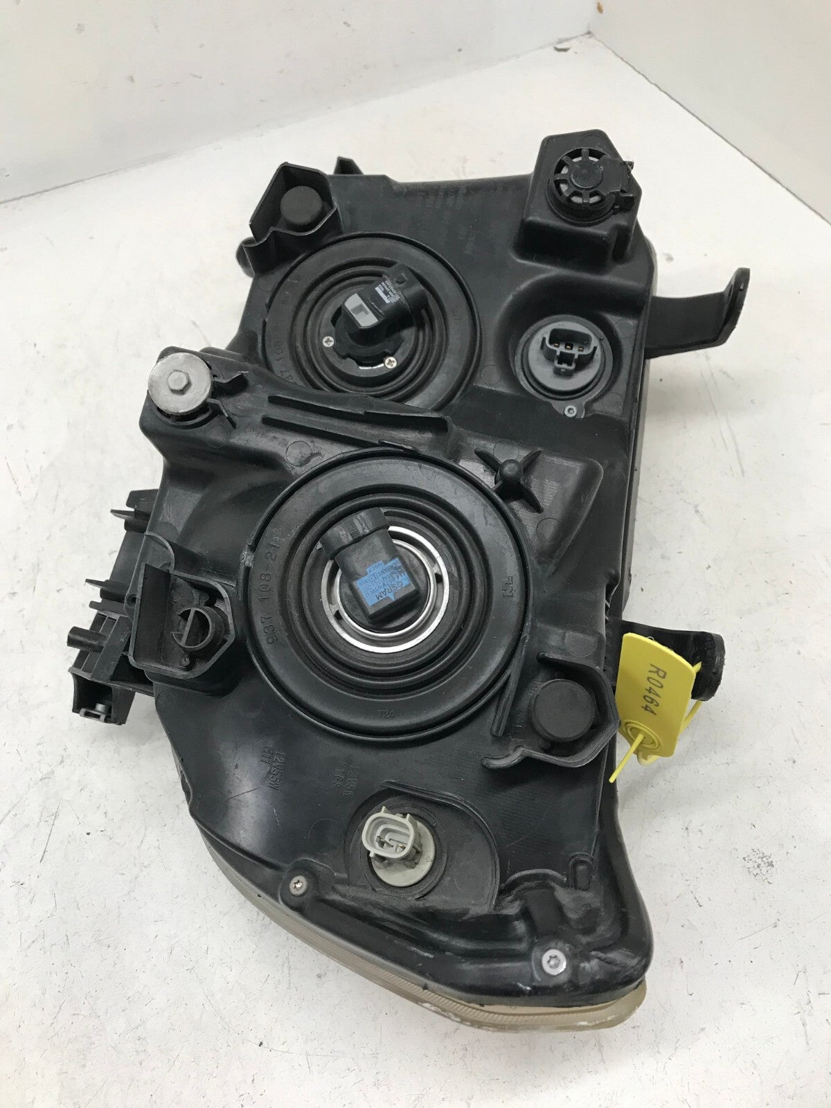 Headlight Damaged Passenger RH Right 81110-0C070 OEM
