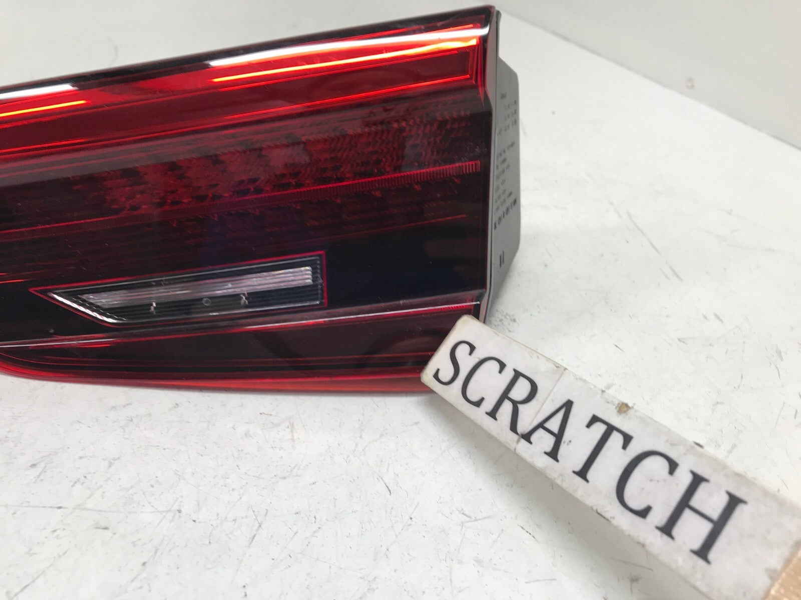 Tail light Damaged Passenger RH Right 2019 - 2023 Infiniti Qx50 265505NA1A OEM